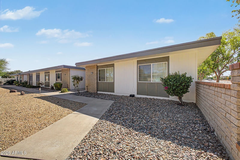9929 W Hutton Dr, Sun City, AZ 85351