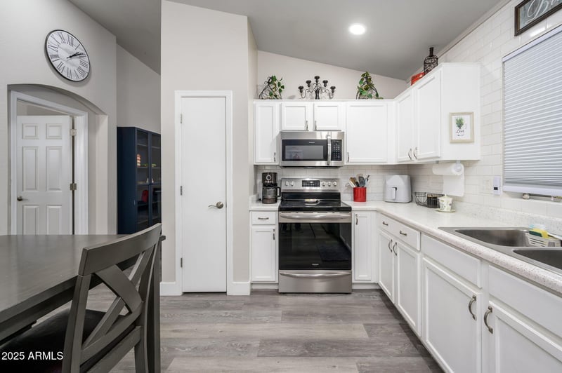 993 239th Dr, Buckeye, AZ 85326