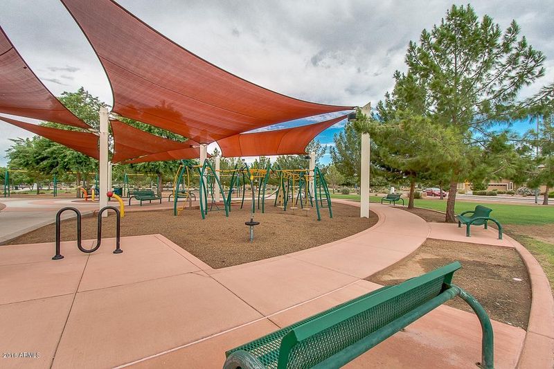 993 E Horseshoe Pl, Chandler, AZ 85249