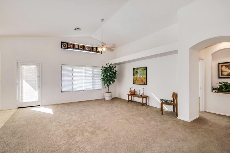 9931 E Lindner Ave, Mesa, AZ 85209