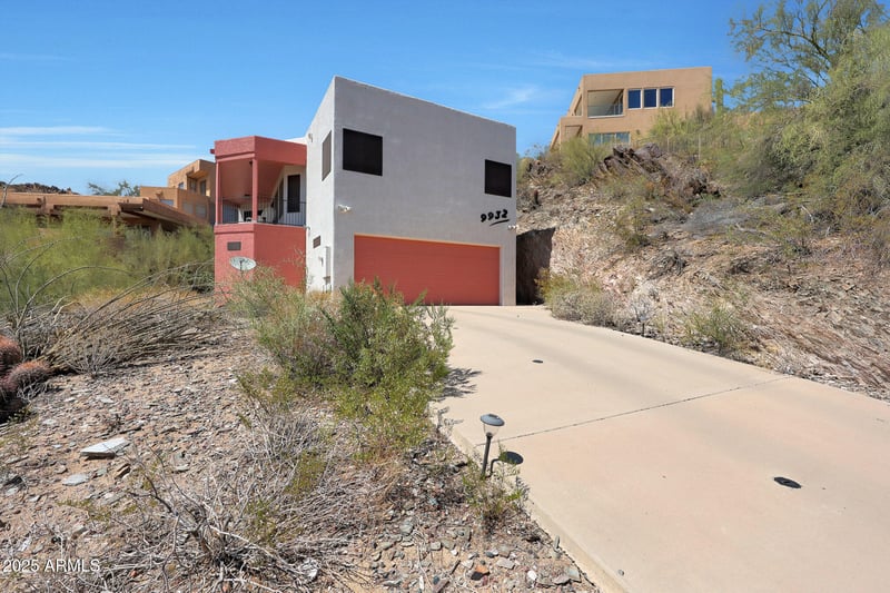 9932 16th Pl, Phoenix, AZ 85020