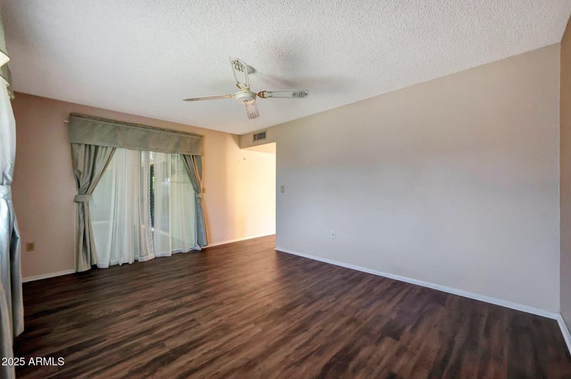 9933 Concord Ave, Sun City, AZ 85351