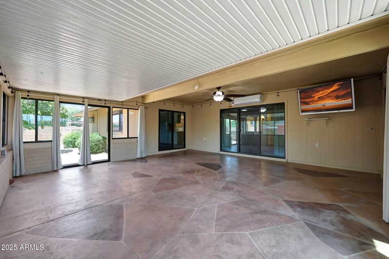 9933 Concord Ave, Sun City, AZ 85351