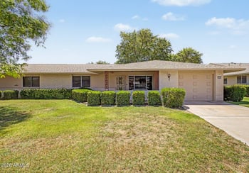 9933 Pleasant Valley Rd, Sun City, AZ 85351