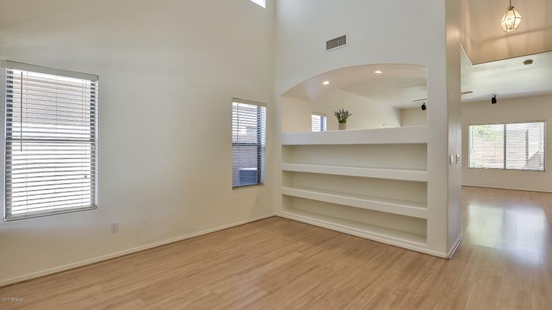 9934 E Forge Ave, Mesa, AZ 85208
