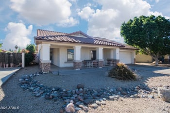 9935 Irma Ln, Peoria, AZ 85382