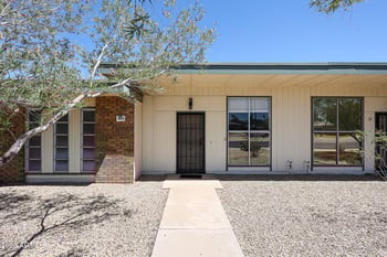 9935 Thunderbird Blvd, Sun City, AZ 85351