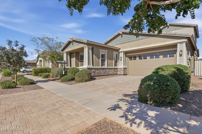 9936 E Revolution Dr, Mesa, AZ 85212