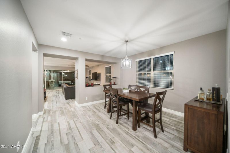 9938 E Tungsten Dr, Mesa, AZ 85212