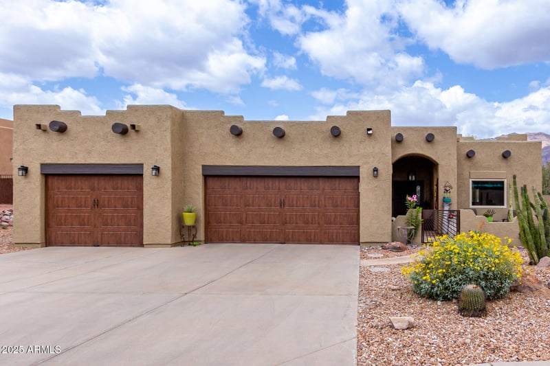 9938 Little Nugget Way, Gold Canyon, AZ 85118