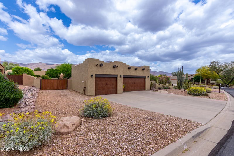 9938 Little Nugget Way, Gold Canyon, AZ 85118