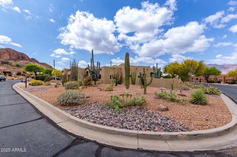 9938 Little Nugget Way, Gold Canyon, AZ 85118