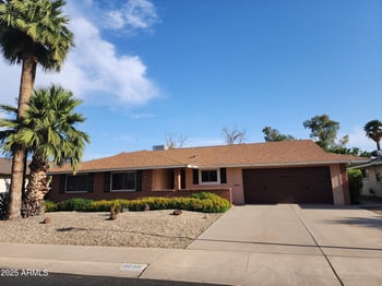 9939 Ironwood Dr, Sun City, AZ 85351
