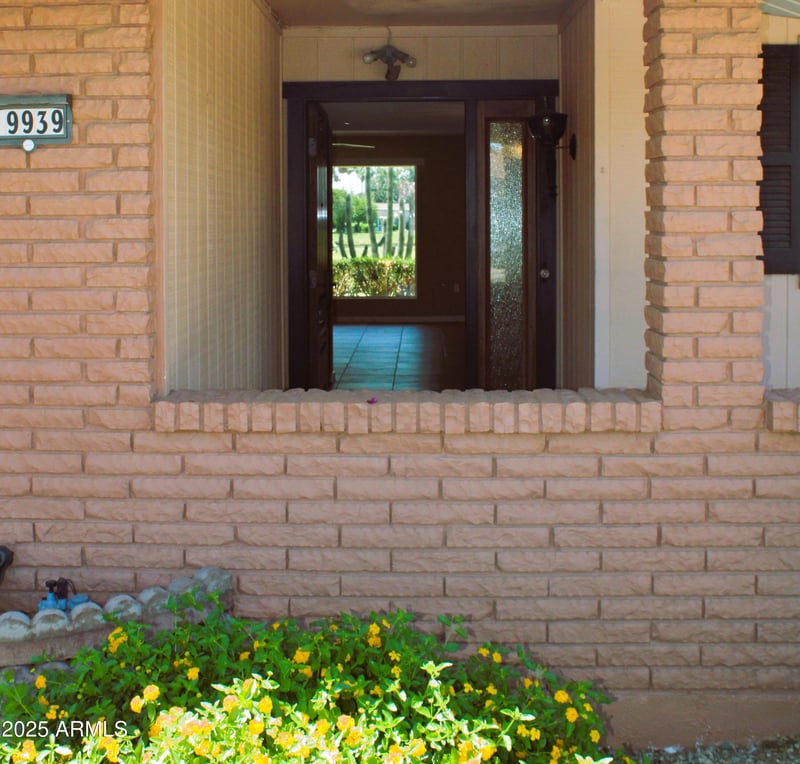 9939 Ironwood Dr, Sun City, AZ 85351