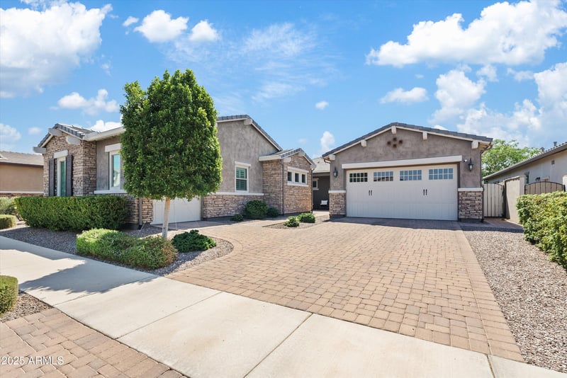 9939 Strobe Ave, Mesa, AZ 85212