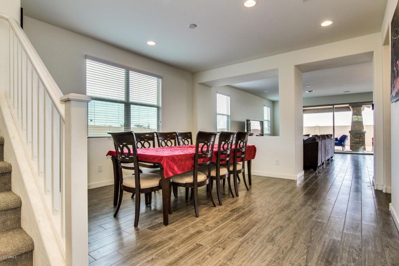 9941 E Theia Dr, Mesa, AZ 85212
