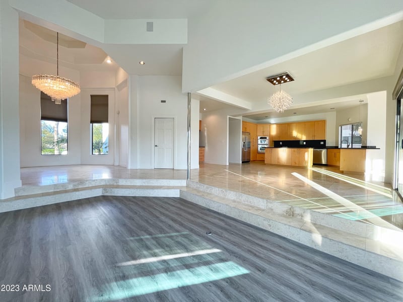 9943 Island Cir, Scottsdale, AZ 85258