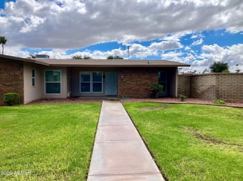9949 W Ocotillo Dr, Sun City, AZ 85373