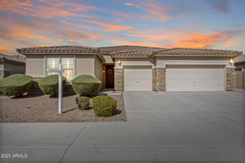 9952 Jessie Ln, Peoria, AZ 85383