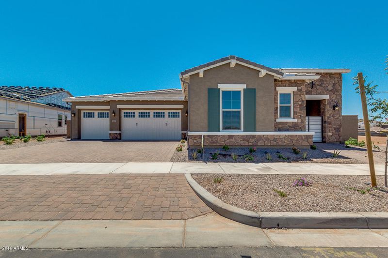 9953 E Supernova Dr, Mesa, AZ 85212