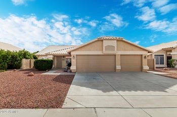 9953 Mohawk Ln, Peoria, AZ 85382