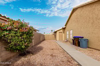 9953 Mohawk Ln, Peoria, AZ 85382