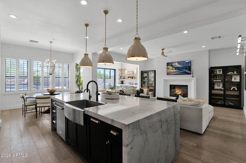 9959 Edgestone Dr, Scottsdale, AZ 85255