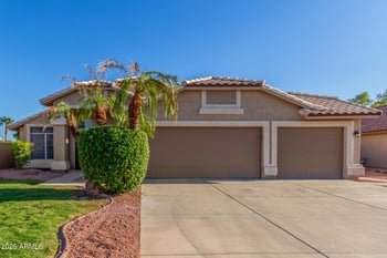 9959 Mohawk Ln, Peoria, AZ 85382