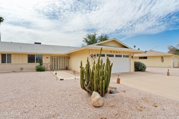 9961 Bolivar Dr, Sun City, AZ 85351