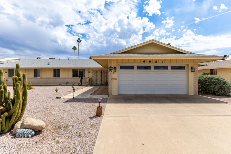 9961 Bolivar Dr, Sun City, AZ 85351