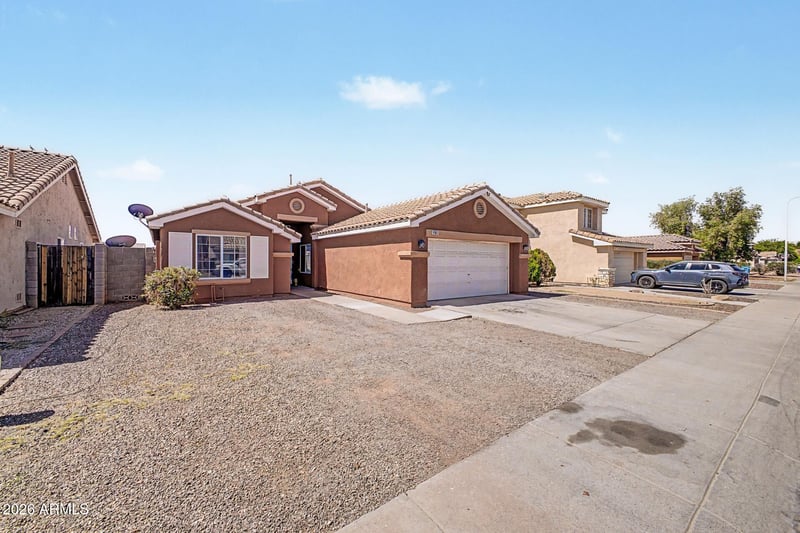 9961 W Mackenzie Dr, Phoenix, AZ 85037