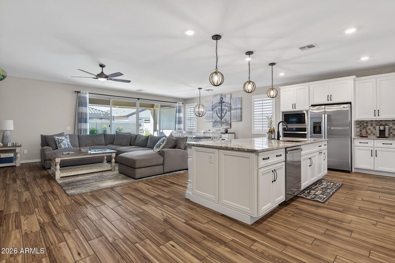 9967 W Pinchot Ave, Avondale, AZ 85392
