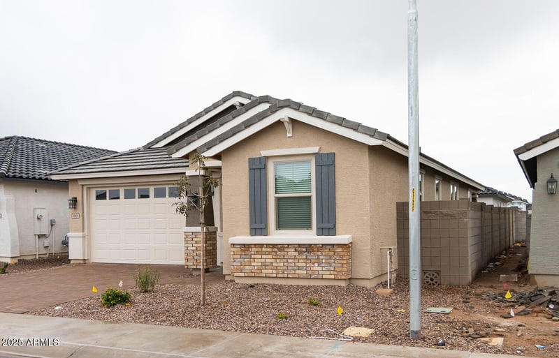 9969 Flower St, Avondale, AZ 85392