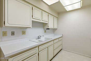 9969 Thunderbird Blvd, Sun City, AZ 85351