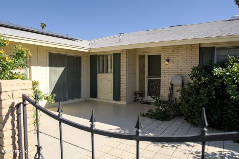 9971 Bolivar Dr, Sun City, AZ 85351