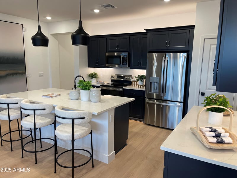 9971 Monterey Way, Avondale, AZ 85392