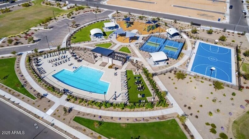 9974 W Crittenden Ln, Avondale, AZ 85392