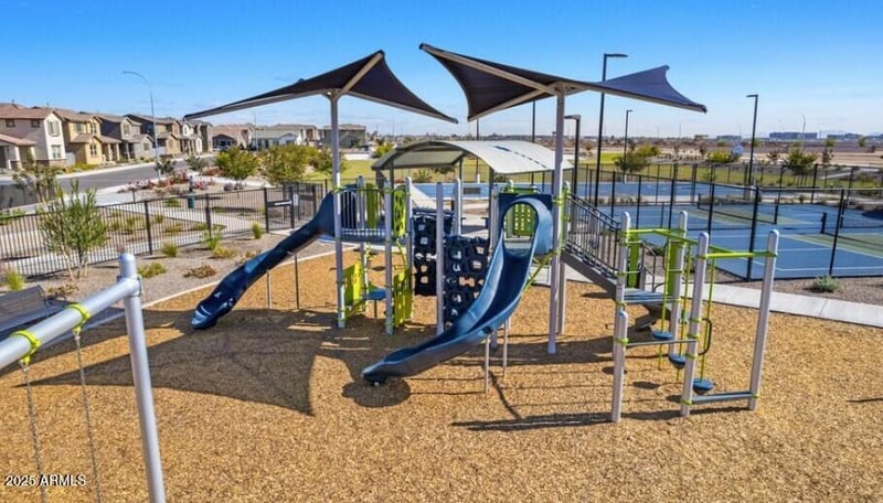 9974 W Crittenden Ln, Avondale, AZ 85392