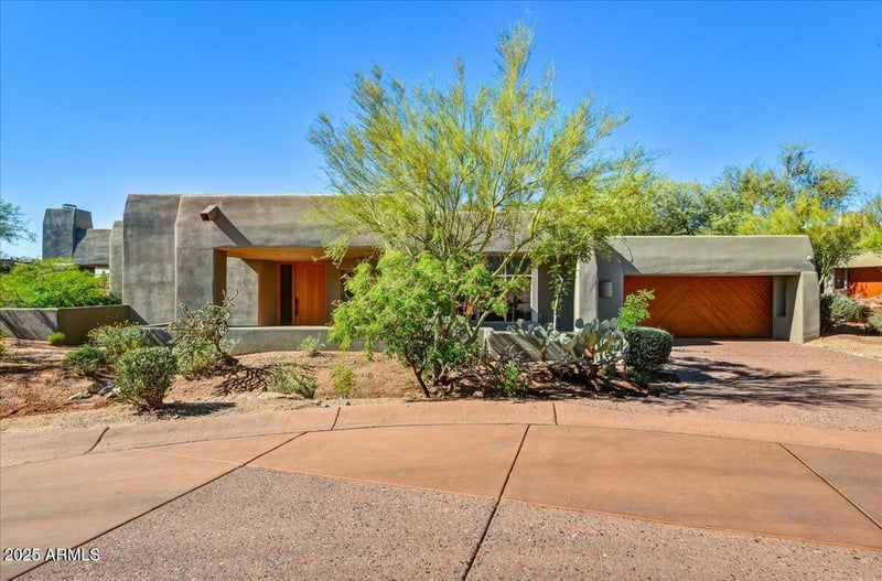 9975 Graythorn Dr, Scottsdale, AZ 85262