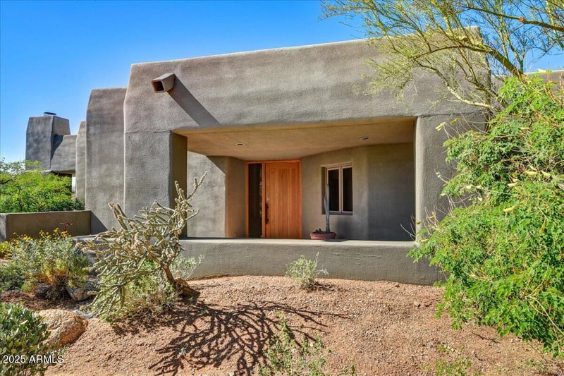 9975 Graythorn Dr, Scottsdale, AZ 85262