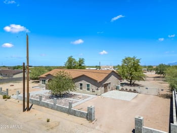 9982 Asbury Ave, San Tan Valley, AZ 85143