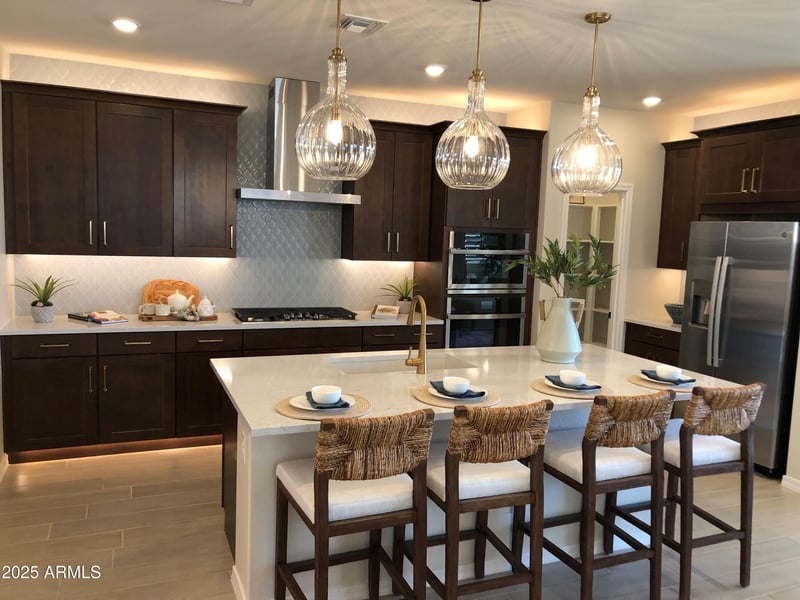 9983 Monterey Way, Avondale, AZ 85392