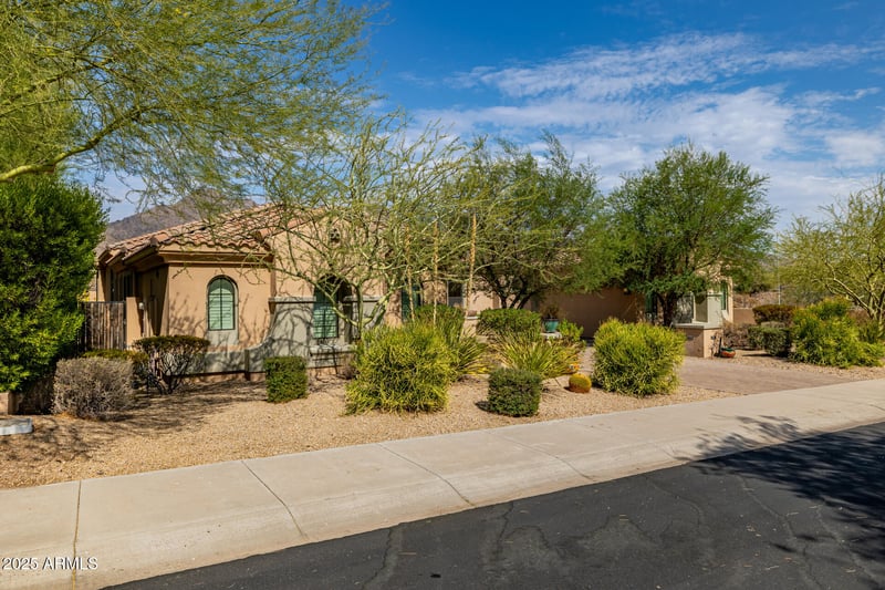 9990 Desert Beauty Dr, Scottsdale, AZ 85255