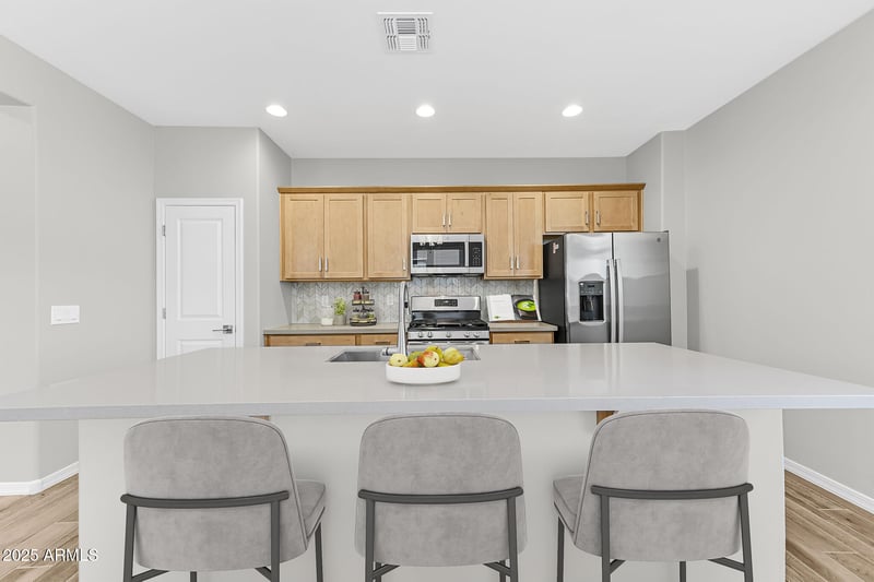 9994 Piccadilly Rd, Avondale, AZ 85392