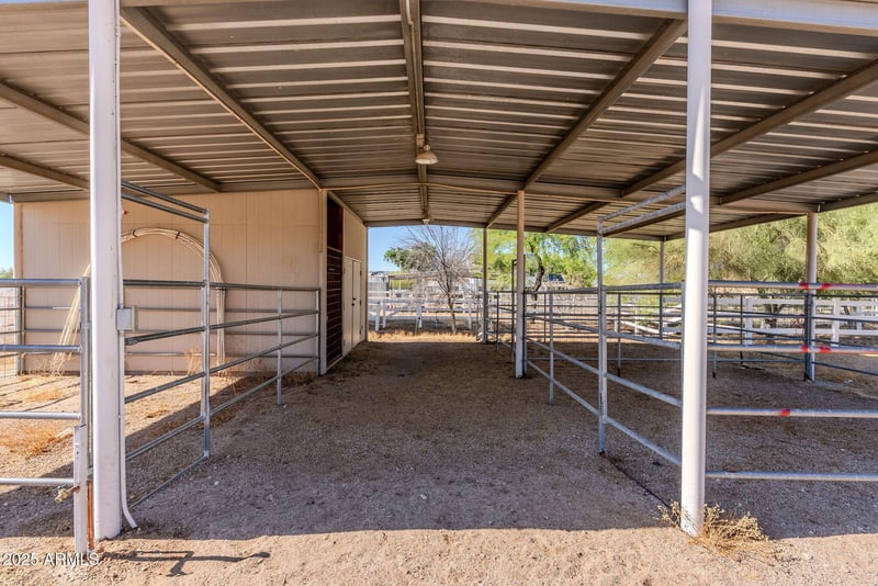 9998 Prospector Dr, Queen Creek, AZ 85144