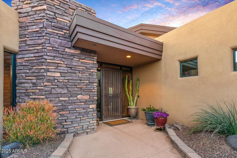 9998 Taos Dr, Scottsdale, AZ 85262