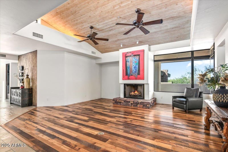 9998 Taos Dr, Scottsdale, AZ 85262