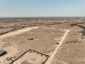 E-3 377th Orange Ave #E, Tonopah, AZ 85354