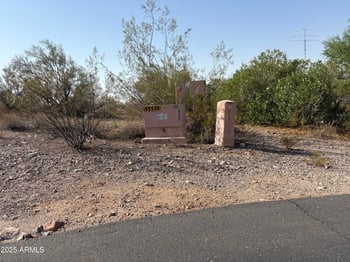 0 Quiet Hills Dr #-, Morristown, AZ 85342