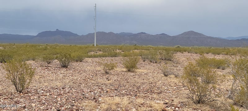 0 Restin Rd #000, Wittmann, AZ 85361